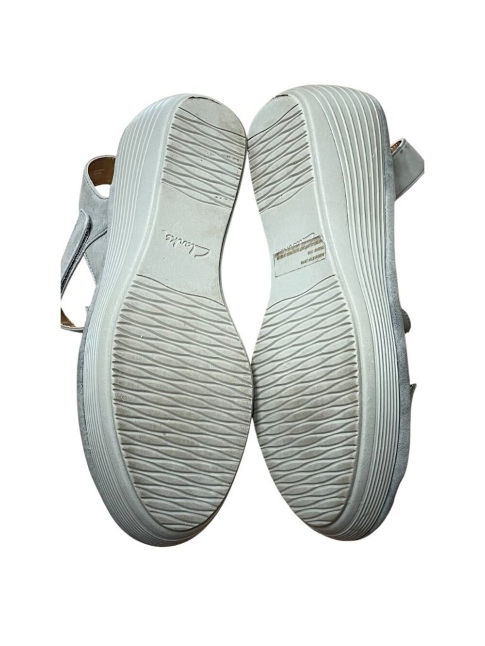 Clarks Collection Womens Soft Cushion Wedge Sandals Size 8W Gray Adjustable Stra - Picture 5 of 10